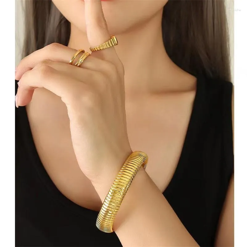 Brazalete Pulsera elástica de estilo ancho y estrecho Titanio Acero chapado en oro Accesorios para niñas Trendy Cool Hip Hop doblado