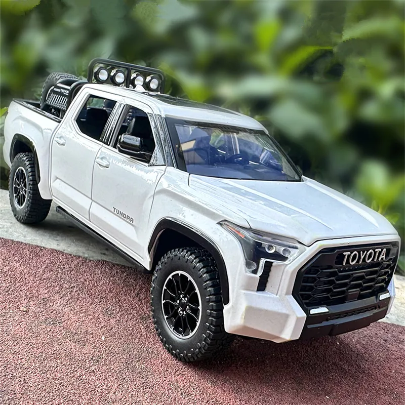 DIECAST Model 122 Tundra Pickup Athoy Car Toy metalowe pojazdy offroadowe dźwięk i światło kolekcja dzieci prezent 2306617