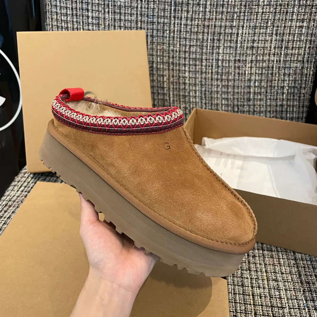 Laarzen uggss designer sneeuw lelijke laarzen Australische vrouwen ug boot bailey Kastanje winter gesp sneeuw Half knie korte dame Schapenvacht en wol geïntegreerde haarslipper