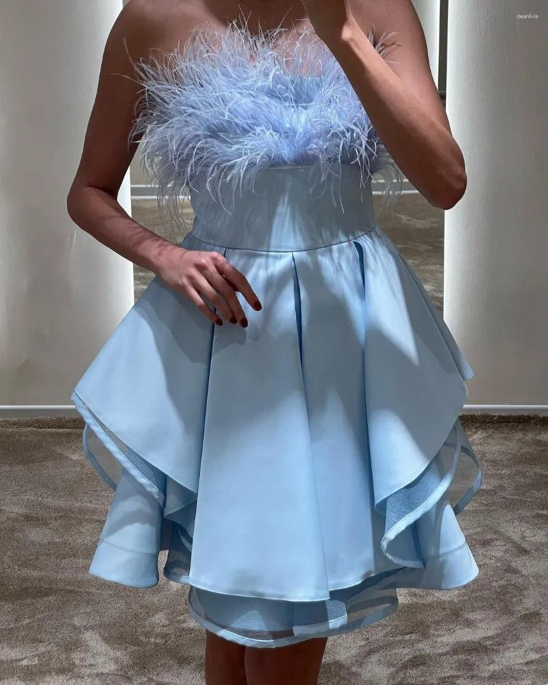 Feathered Homecoming Dress - Strapless Ruched Satin Short Prom Gown, Luxury  Party Dress for Graduation , Girls Wear from Dhgate Urban Sexy Dresses