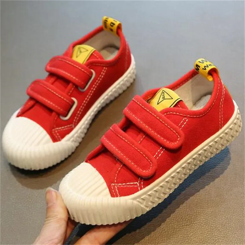 2023 New Autumn Children 's Sports Canvas Shoes Boys and Girl Sports Soft Soled 편안한 비 슬립 플랫 신발