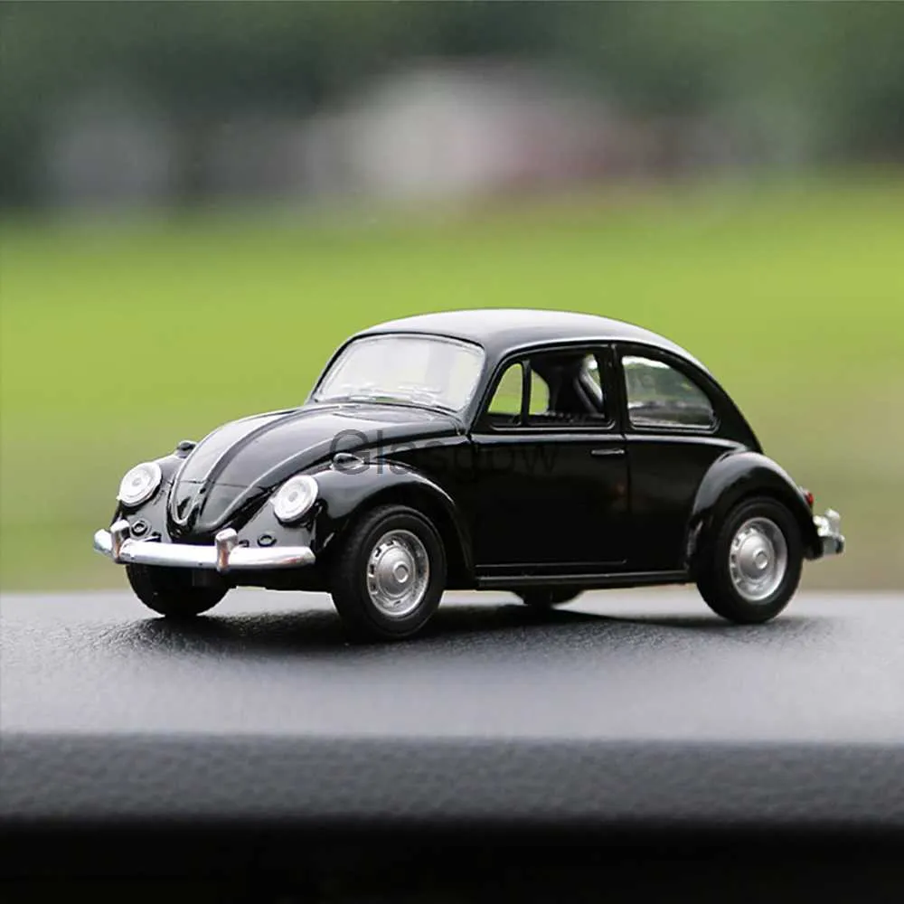 Interior Decorations Car Ornament Vintage Alloy Car Model Decoration Dolls Automotive Beetle Cute Retro Auto Interior Dashboard Toys Accessories Gift x0718