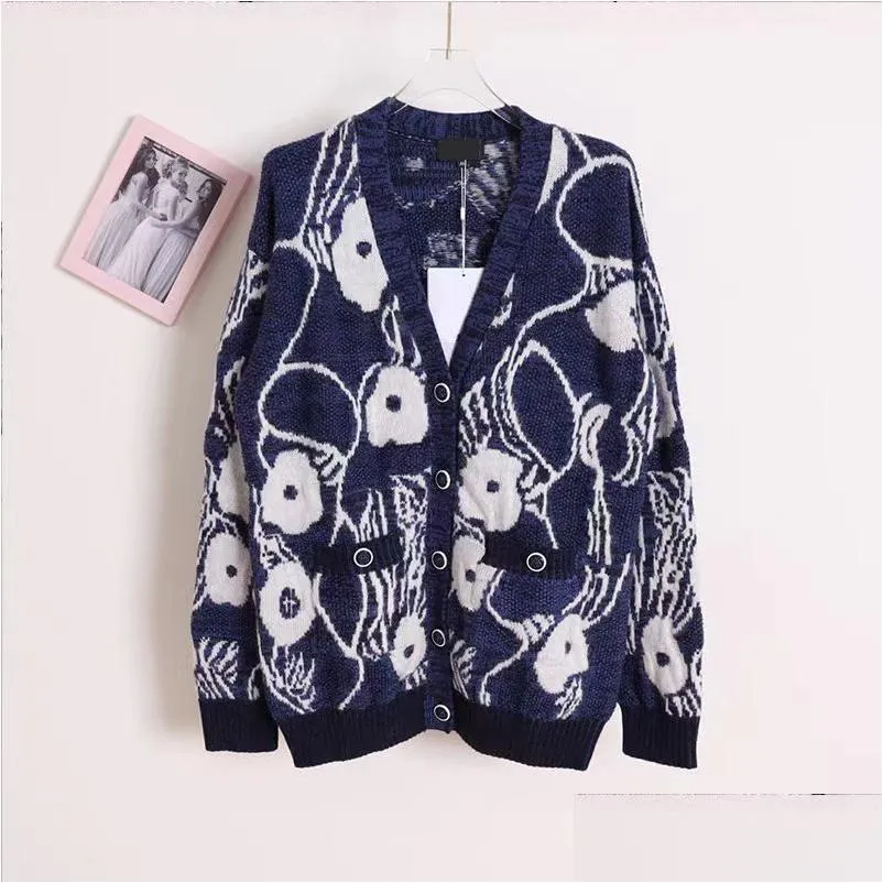 Vestes pour femmes Chan Womens Brand Jacket 2022 New Automne Hiver Fashion Print Pull Tricots Manteau Printemps Casual Top-Grade Cardigan Dhgqw