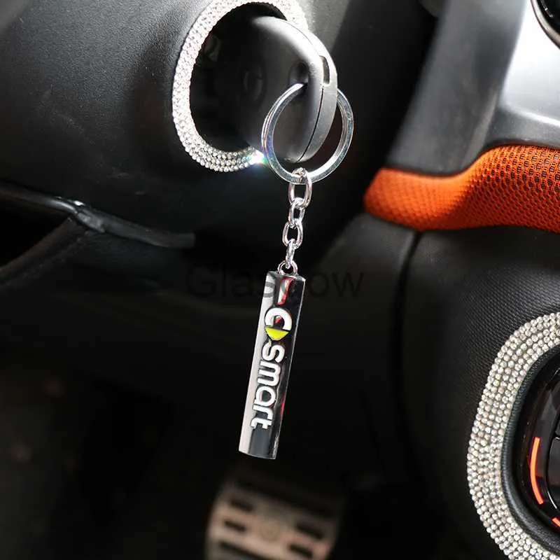 سلسلة مفاتيح السيارة مفتاح السيارة سلسلة مفاتيح السيارات الذكية Fortwo Forfour Keyring Auto Keyring Decing Car Decoring لـ Mercedes Smart 450 451 453 X0718