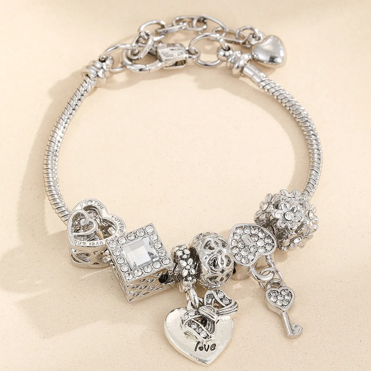 2023 New Arrival Branding Bracelets Fashion Charm Pendant Bracelet for Pandora Platinum Heart DIY Beaded Pendant Lady Bracelet with Original Box for Women