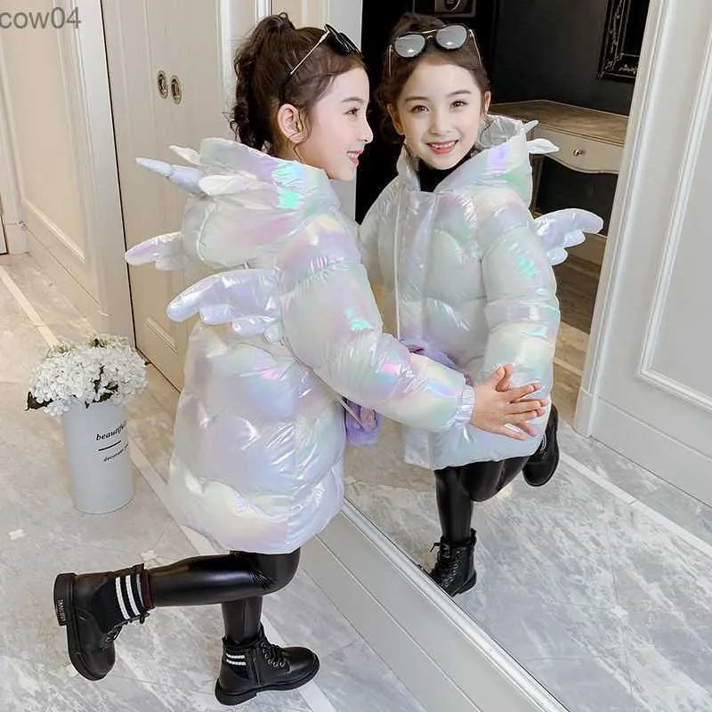 Pearl sales down coat