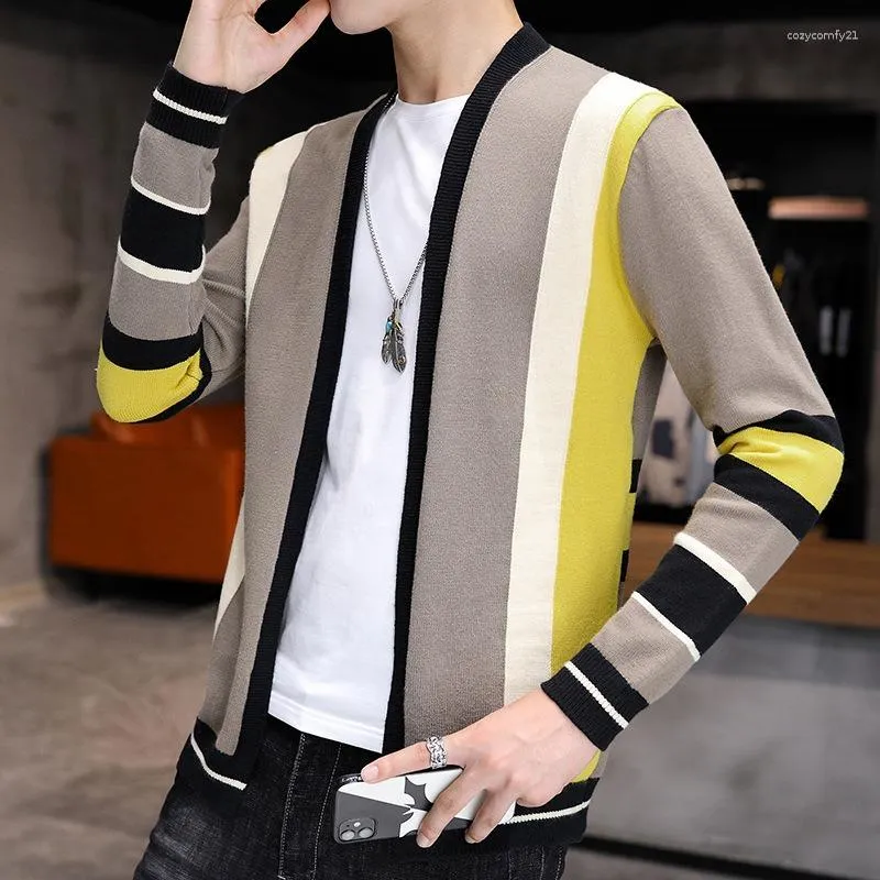 Herrtröjor Spring och Autumn Color Matching Sweater Cardigan Cloak Coat Quality Jacket Youth Men