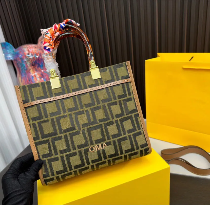 Сумка на плечо Дизайнерская сумка Мини-сумки для покупок для женщин Сумки Мода Лафитовая тканая сумка Повседневная сумка через плечо 240124