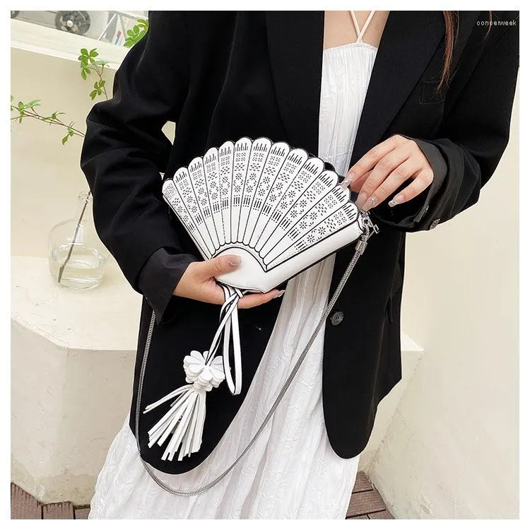 Evening Bags Fashion Unique Designs Retro Chinese Style Elegant Vintage Fan Shape Clutch Bag Lady Shoulder Crossbody Handbag