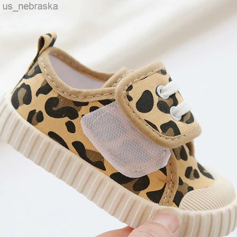 Scarpe di tela leopardate per bambini Scarpe da ginnastica per bambini da bambino Scarpe da ginnastica per bambina color caramella Scarpe per il tempo