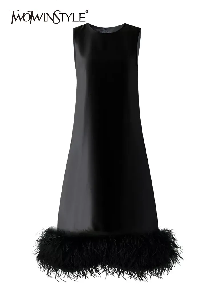 アーバンセクシーなドレストゥトウィンスタイルパッチワーク羽毛女性のためのヘムタンクドレス
