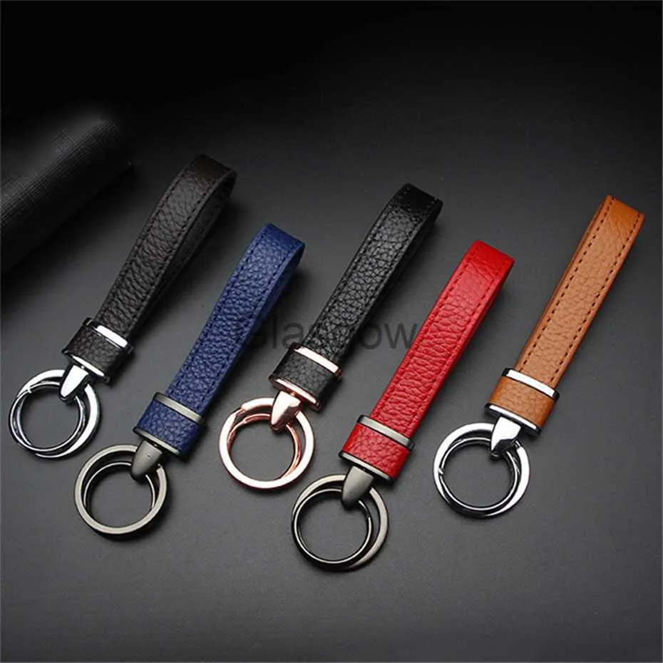 Bilnyckel Men Luxury Leather Car Nyckelringar Kedjor Tillbehör Keychains Keyrings Auto Motorcykel för Hyundai Honda Nissan Seat Toyota Kia X0718