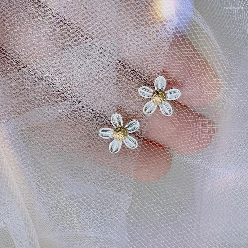 Stud Earrings Cherry Blossom Female 2023 Simple Mini Flower