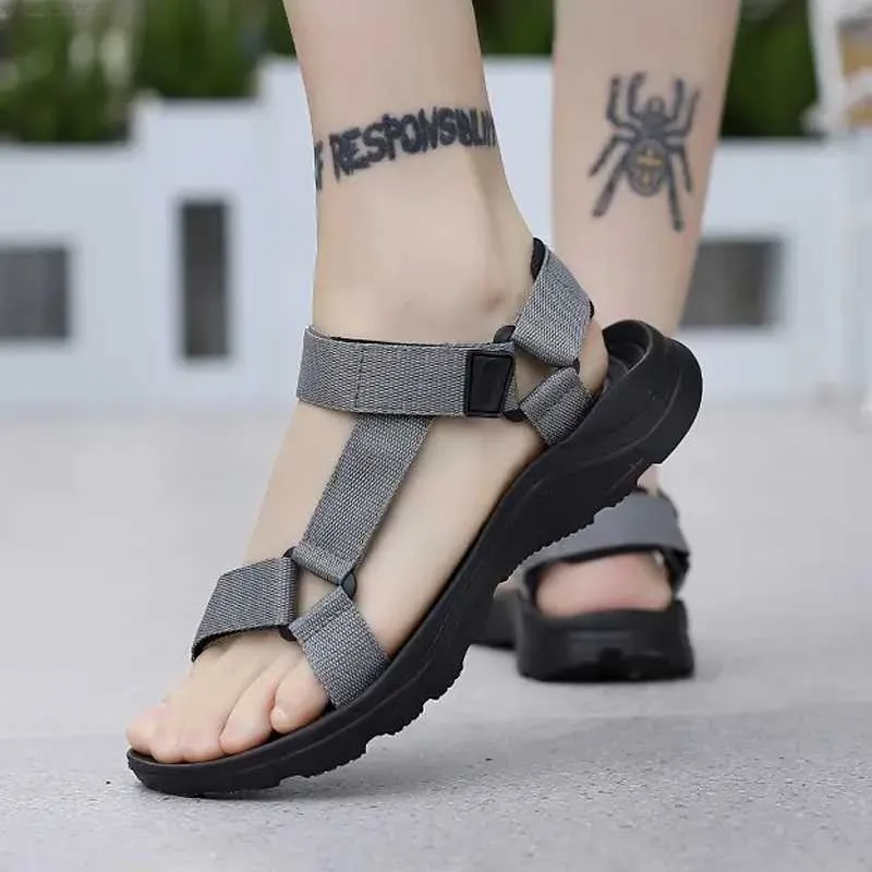 Sandalen Grote Maat 39-46 Klassieke Sandalen Heren Zomer EVA Anti Slip Casual Strand Schoenen Mode Trendy All-match Comfortabele Mannelijke Sandalen L230720