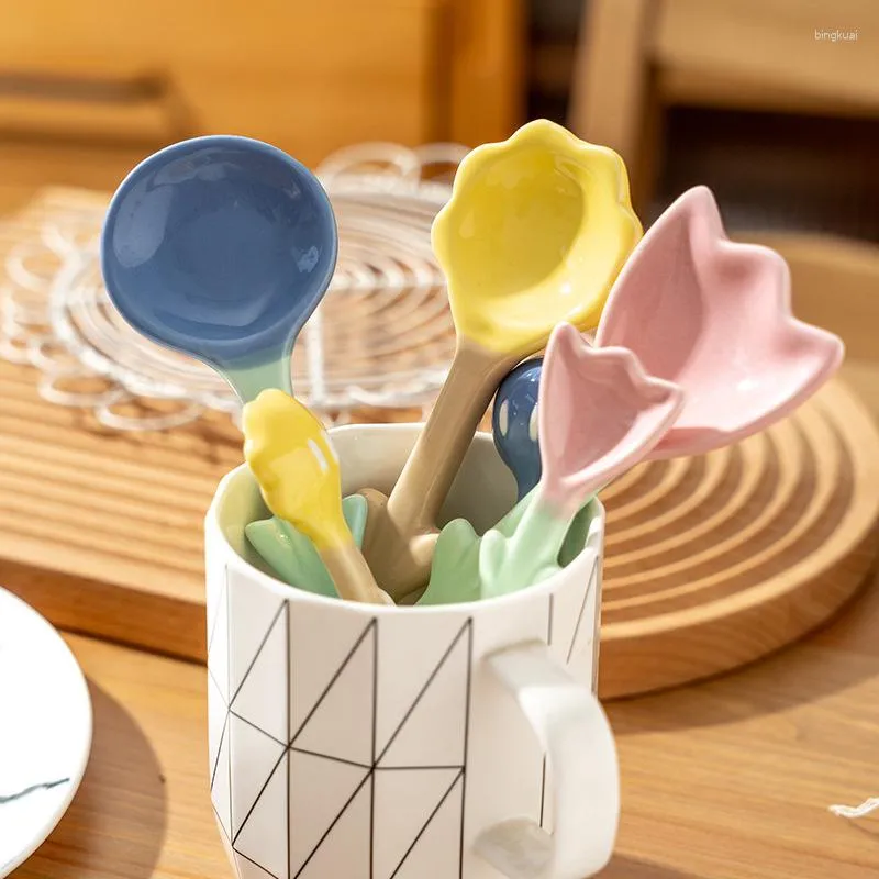 Spoons Ceramic Flower Tulip Shaped Creative Spoon Cute Student Coffee Milk Stirring Girl's Heart Utensils