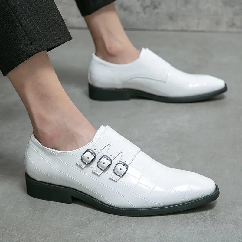 British Style Classic Men's Social Shoe White Leather Dress Shoes Men Slip-on Wedding Shoes Men Pointed Loafers zapatos hombre