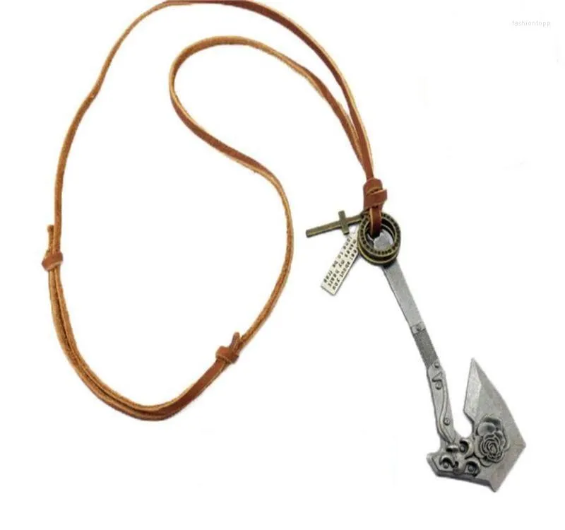 Chaînes Vente Homme Cadeau Collier Hache Alliage Pendentif Vachette Amoureux En Gros Hip Hop Halloween L'épée