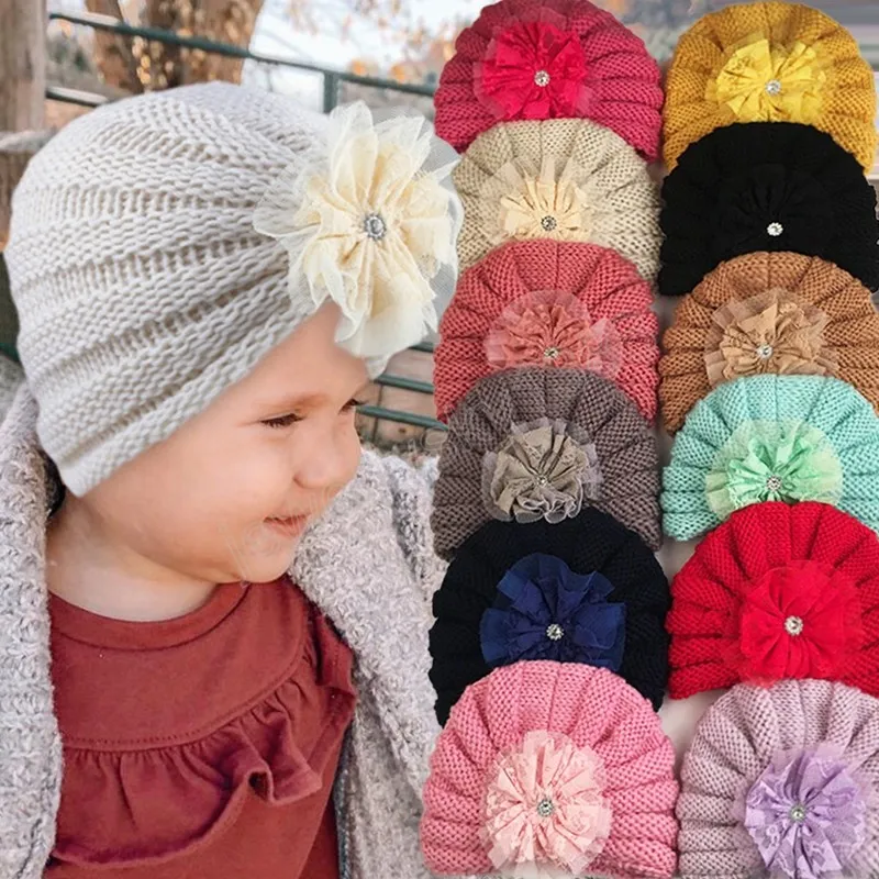 16*14 CM, cómodos y cálidos gorros de lana a rayas de punto para niños pequeños, gorro de moda con flores de diamantes de imitación para recién nacidos, accesorios para el cabello dulces