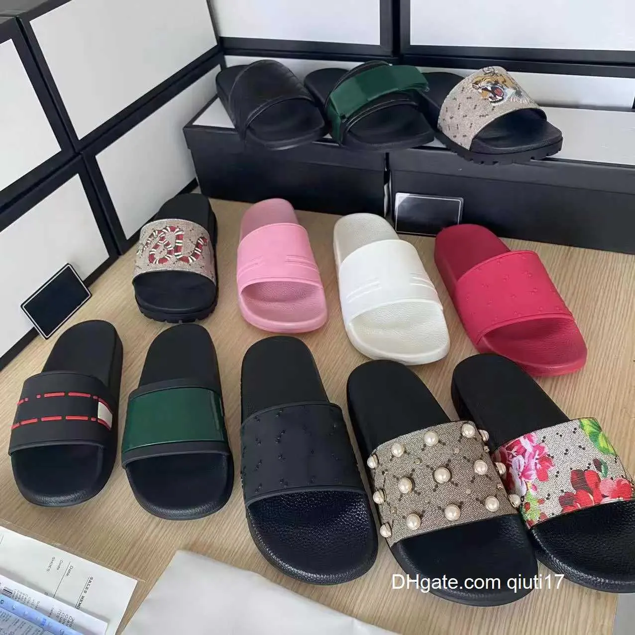 Sandals Designer Slides Mulheres Man Slippers Brand de luxo Real Flip Flop Flats Slide Sapatos casuais Botas G6350 Z230720