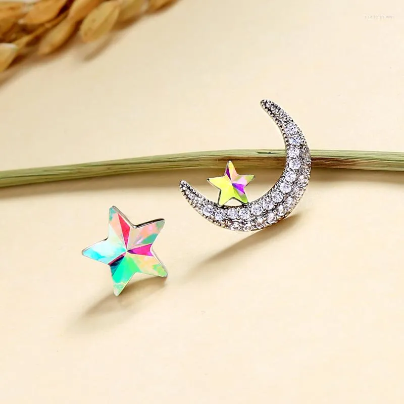 Pendientes de tuerca de estilo coreano, pendientes de cristal asimétricos a la moda para mujer, Luna, estrella, diseño creativo, accesorios, joyería
