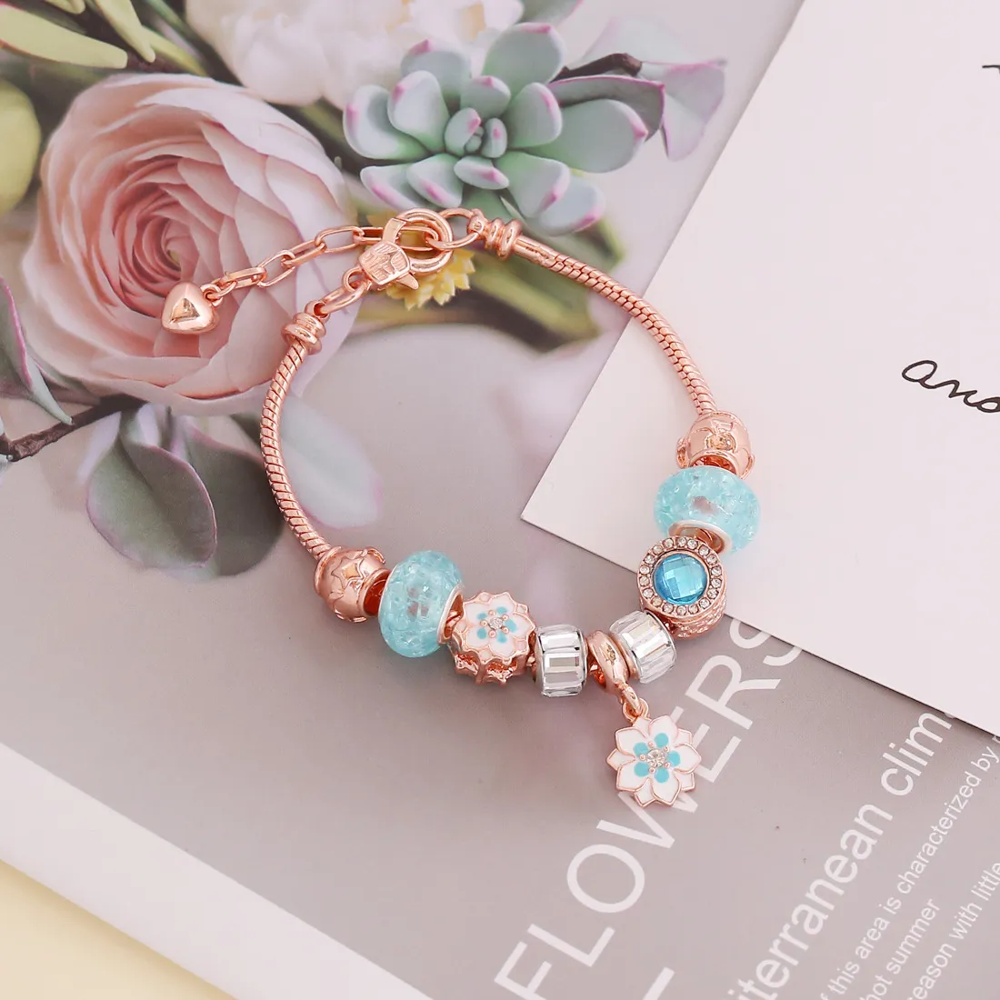 2023 New Arrival Classical Open Buckle Design Shape of Flowers Fashion Charm Pendant Bracelet for Pandora Platinum Lady Bracelet with Original Box for Women