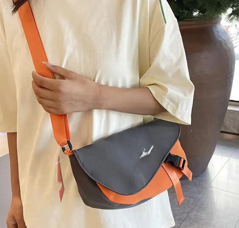 Casual crossbody sale
