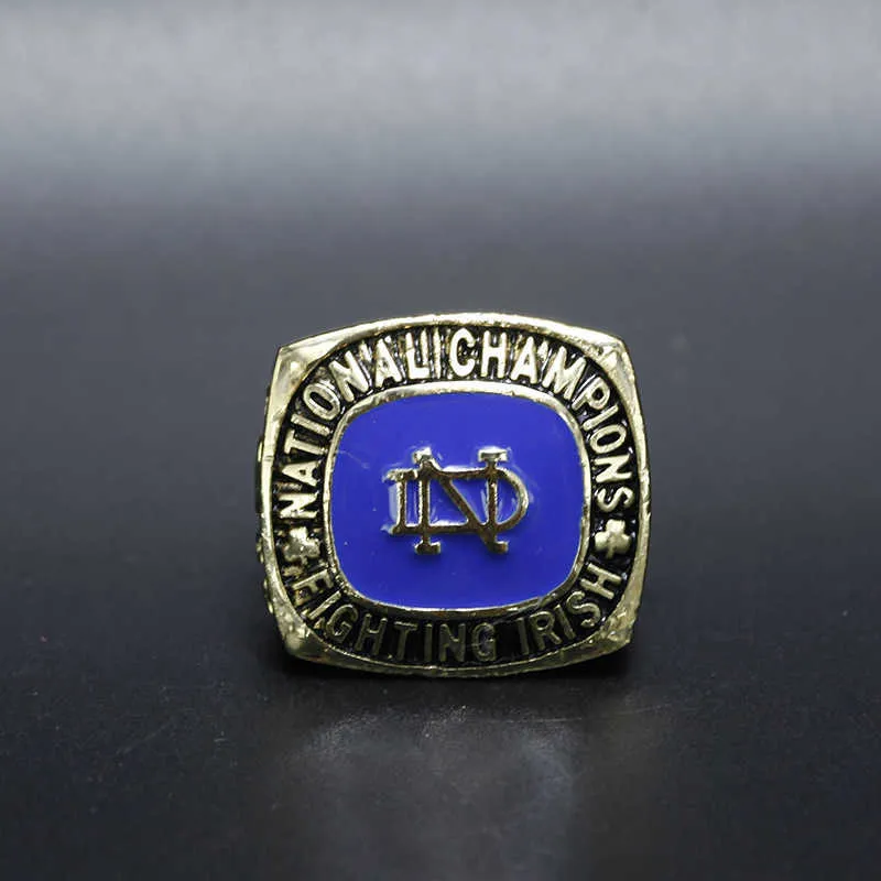 Clusterringen Nc aa 1947 Notre Dame University Championship Ring aangepast