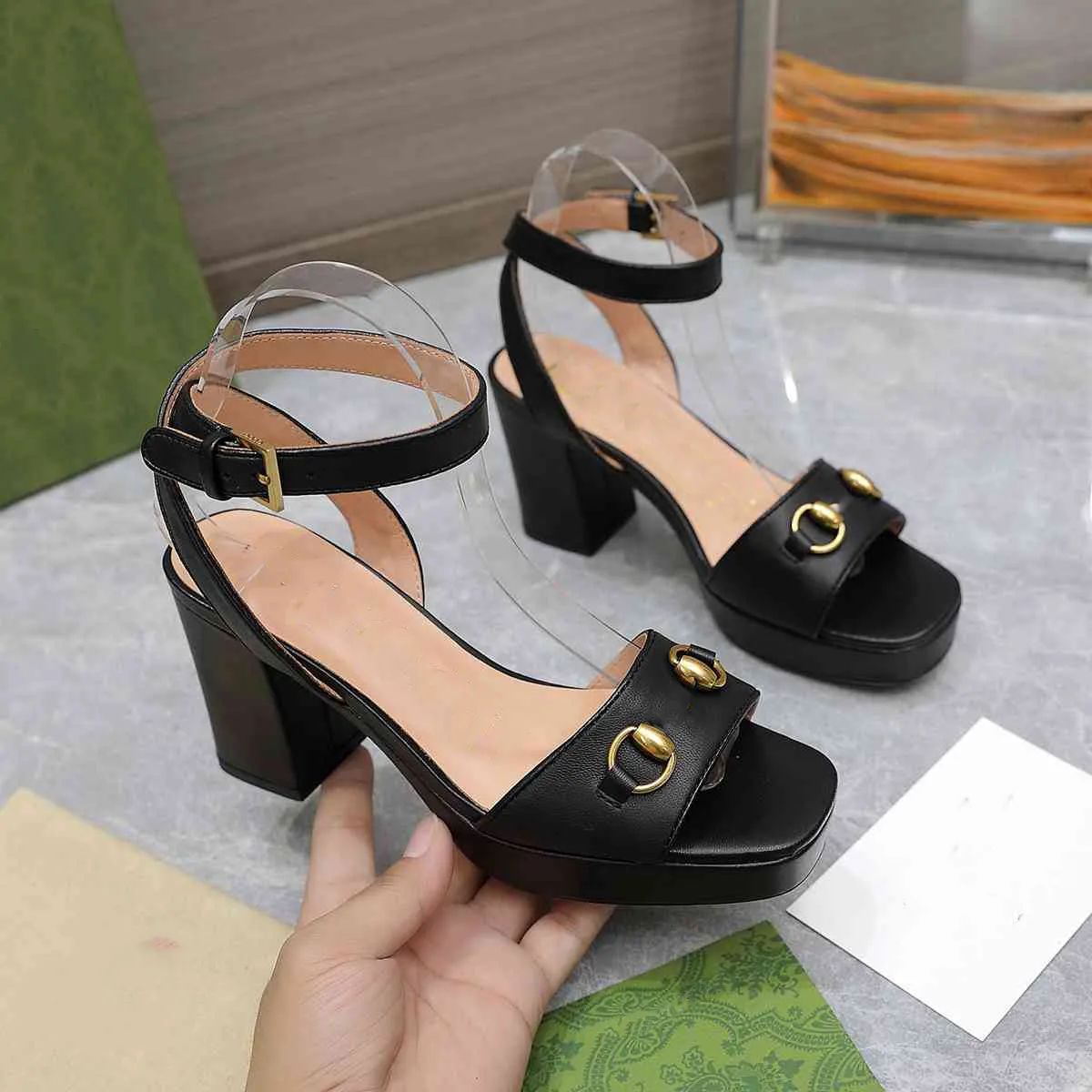 Designer Summer Platform High heels Sandals GGsity Women leather shoes Quilted Slide buckle Custom Ankle strap Sandals gfvnfnv