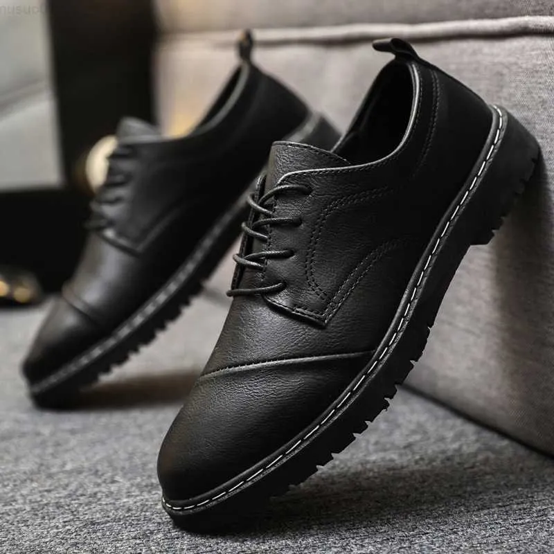 Jurk Schoenen Mannen Schoenen Lederen Casual Schoenen Mode Mocassins Unisex Zakelijke Schoenen Herenschoenen Mode Britse Rijden Schoenen Laarzen L230720