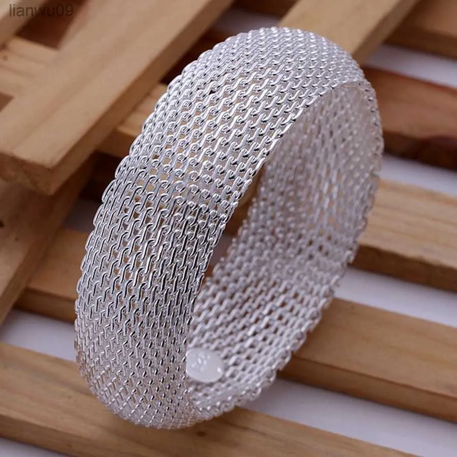 Fashion Silver color jewelry factory direct High quality elegant retro women lady big mesh closed round bracelet B028 L230704