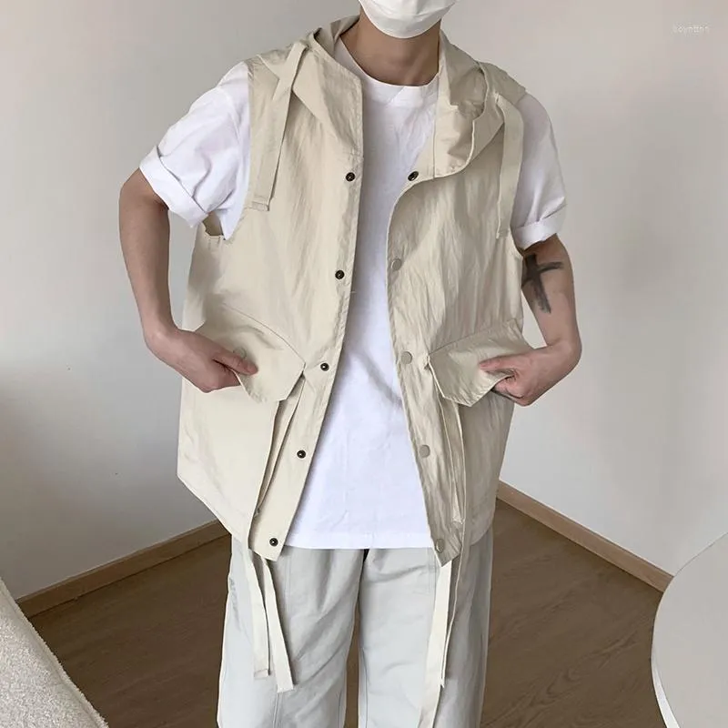 Men's Vests Spring Hooded Vest Men Fashion Oversized Pocket Streetwear Korean Loose Khaki Tooling Mens Sleeveless Jacket M-2XL