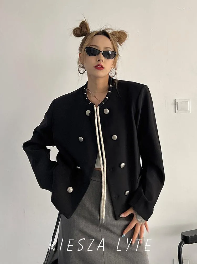 Jaquetas femininas 2023 outono inverno estilo chinês exclusivo metal jaqueta curta trespassada com cordão em volta do pescoço e design de alça
