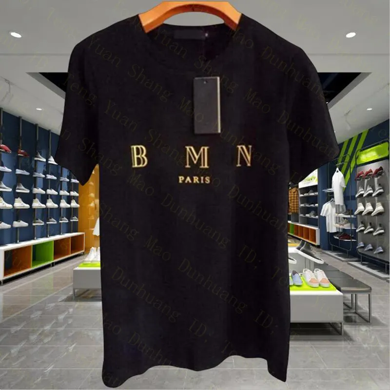 2023 Summer Mens Designer T Shirt عرضة مان مان للنساء مع رسائل طباعة العلامة التجارية القصيرة الأكمام من الأعلى