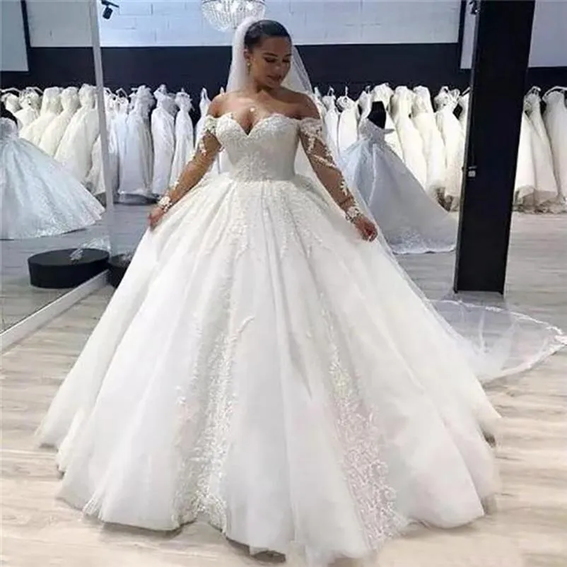 Plus Size Ball Gown Abito da sposa Vintage Appliques in pizzo con spalle scoperte Maniche lunghe Abiti da sposa 2019 Zipper Back Country Bridal W259K