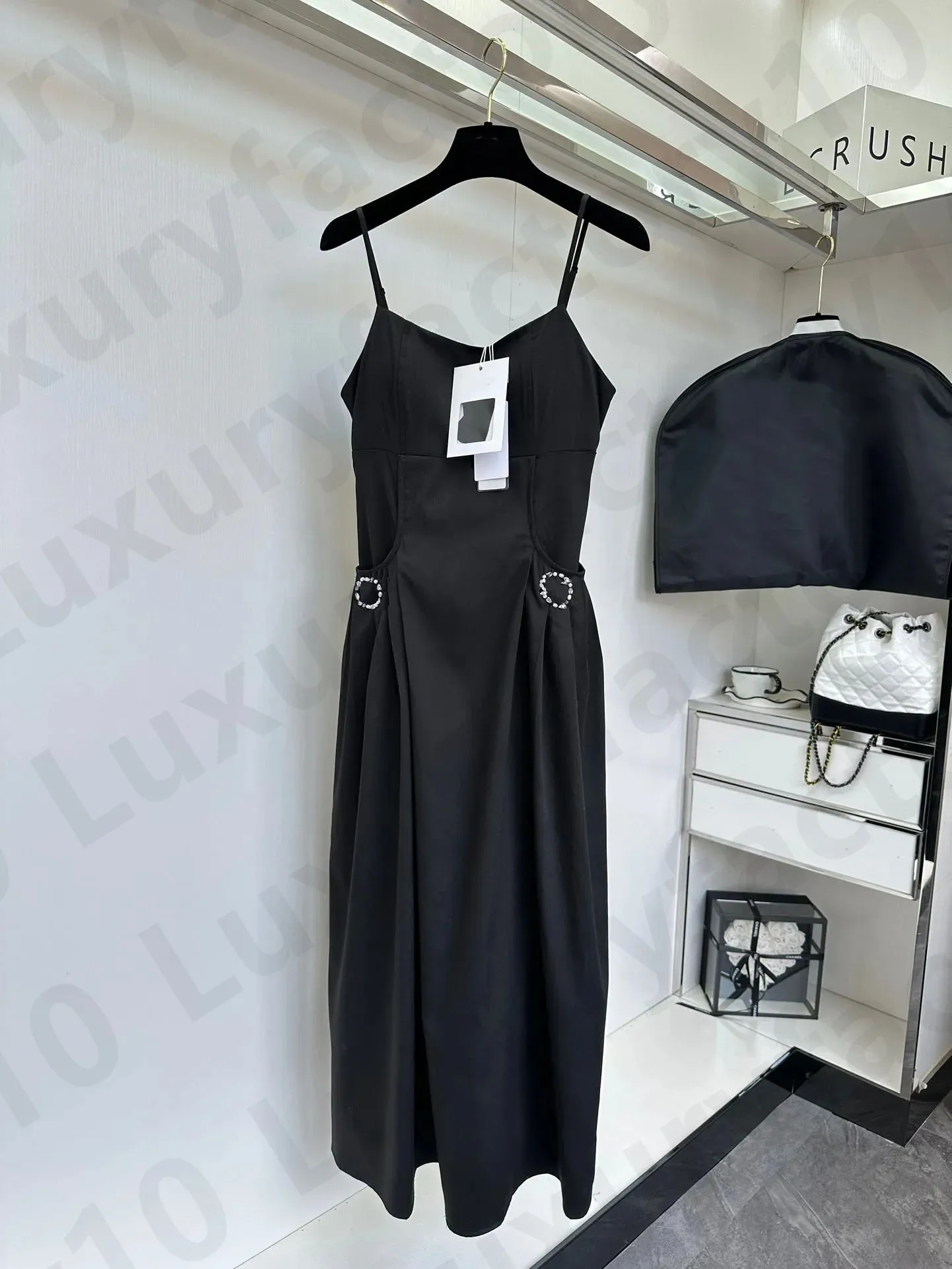 Holiday Dresses Solid Black Color paljett lapptäcke Lång klänning Kvinnor sommar elegant hög midja casual klänning