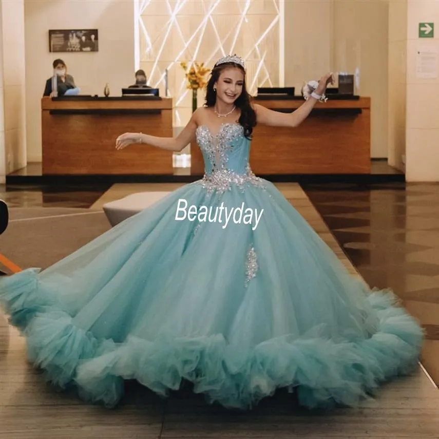 Quinceanera 드레스 달콤한 16 댄스 파티 드레스 구슬 구슬 볼 가운 코르셋 백 데뷔 트 가운 구슬 크리스탈 생일 파티 멍청이 de 15325e