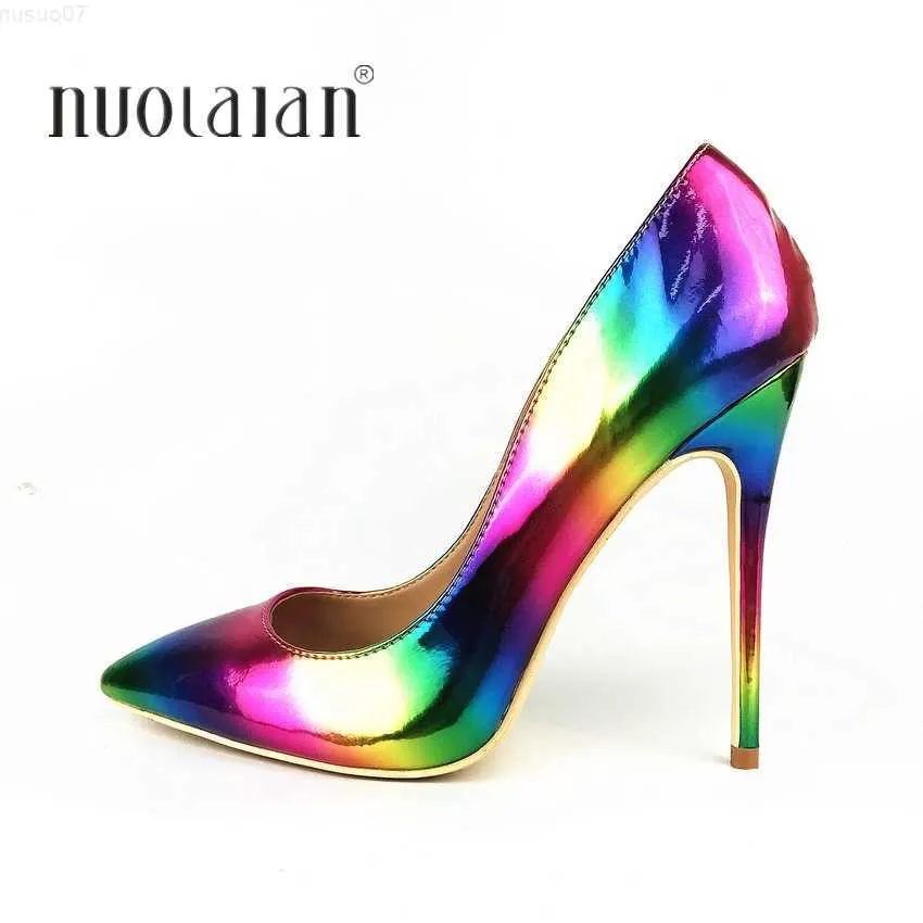 Sandaler märke mode kvinnor skor färgglada regnbågen tryckta kvinnor skor sexiga stilettos höga klackar 12 cm/10 cm/8 cm spetsiga tå kvinnor pumpar l230720