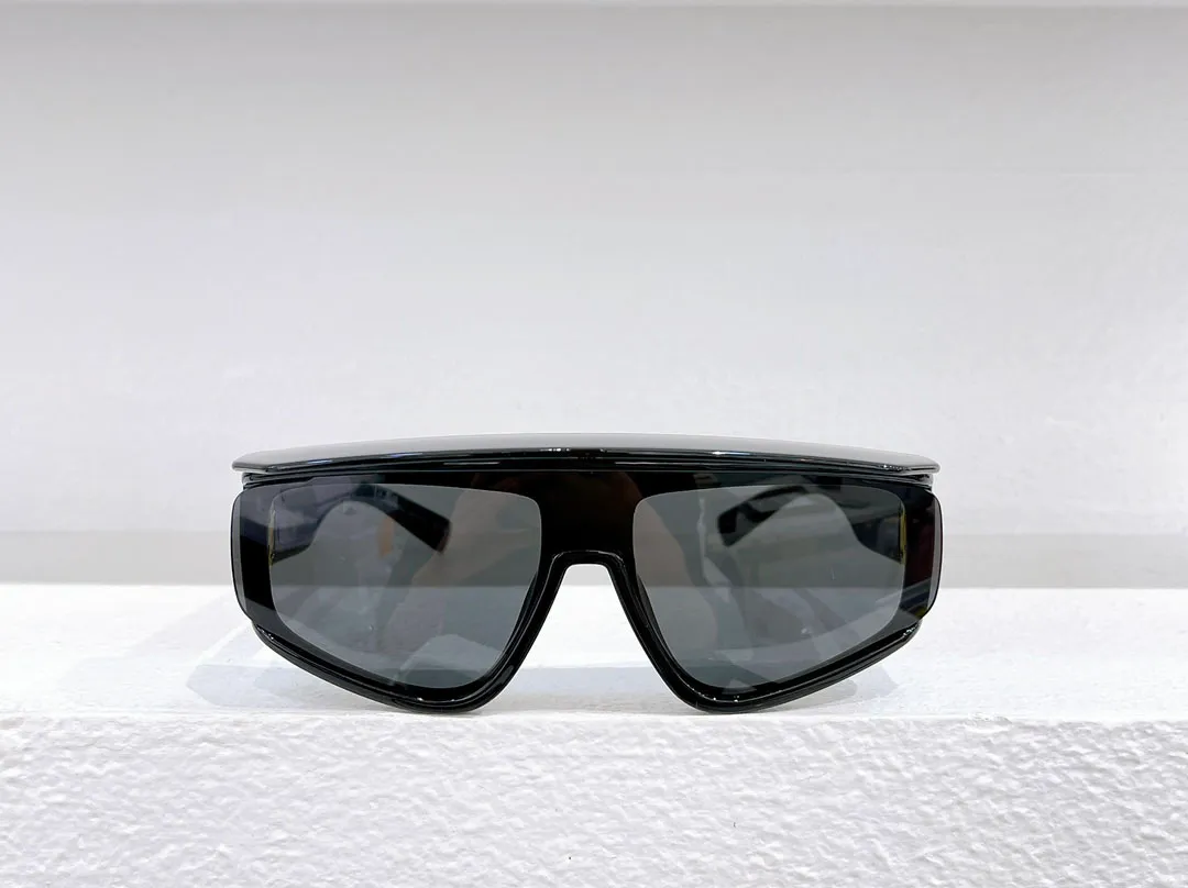 Herren-Sonnenbrille für Damen, neueste Mode, Sonnenbrille, Herren-Sonnenbrille, Gafas de Sol, Glas, UV400-Linse, mit zufällig passender Box 6177