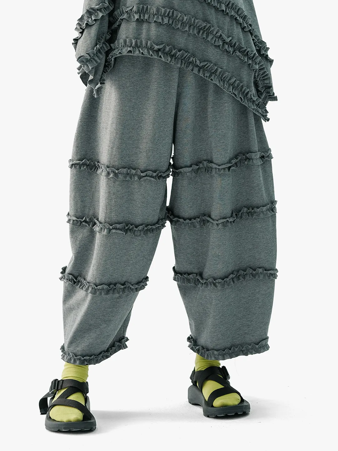Pantalon femme s imakokoni original 2023 été fleur lourde gris tricot dentelle cuisse pantalon décontracté 234144 230720
