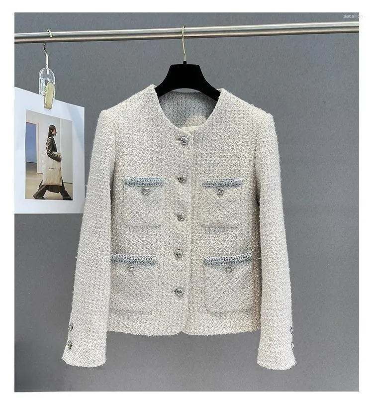 سترات النساء 2023 أزياء الخريف جيوب عالية الجودة الجودة الأنيقة o-tweed معطف تويد f049
