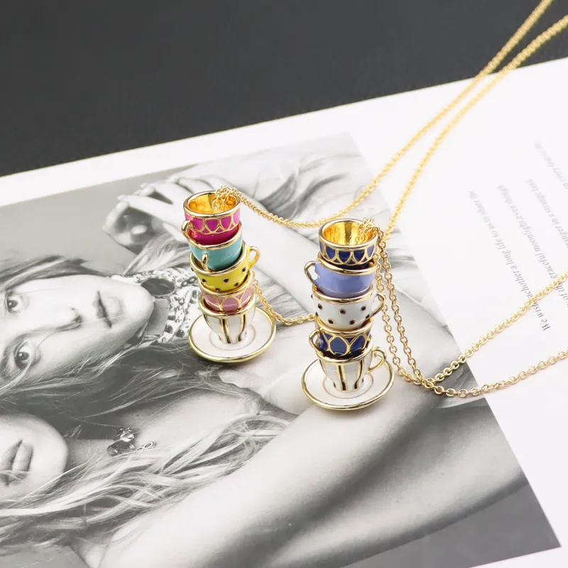 Collier pour femmes à la mode Niche émail plusieurs tasses à thé pendentif longue chaîne de chandail collier bijoux