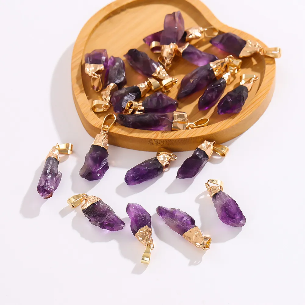 Naturalny ametyst wisiorek nieregularny kryształowy surowy kamienny złoty urok na naszyjniki biżuteria tworząca akcesoria