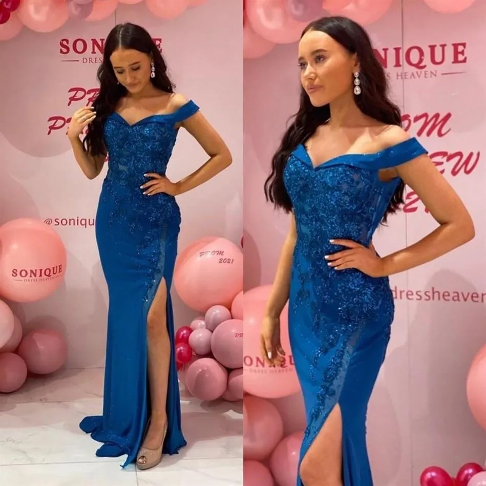 2021 Royal Blue Evening Dresses Off the Shoulder Elegant Side Slit Lace Applique Pärled Custom Made Plus Size Prom Party Gown281o