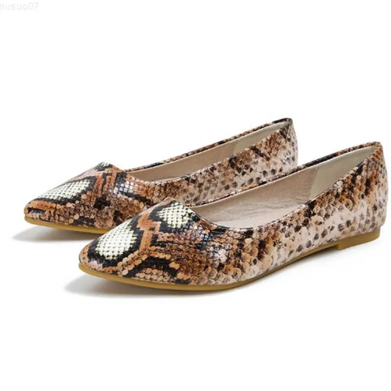 Sapatos sociais Lady Snake Textura Palmilha esponjosa Flats Bico pontudo Sapatos bailarina para mulheres Dirigir Caminhada Bem feito largo Ajuste 48 47 Marrom L230721