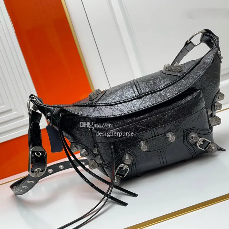 Men s Leather Fanny Pack Designer Belt Bag with Aged Silver Hardware Crossbody Bumbag for Casual Style