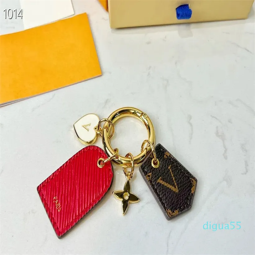 Double sided design keychain men and women cute small animal keychain pendant