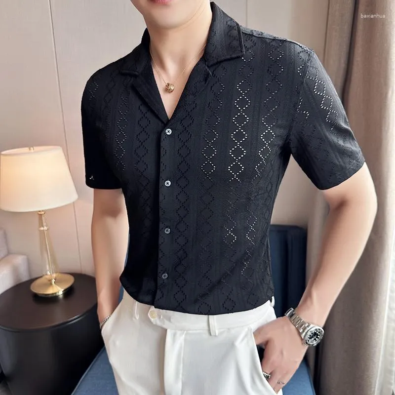 Herren-Freizeithemden, modisches Spitzen-Cutout-Design, kurzärmeliges Jacquard-Hemd, Premium-IceSilk-Slim-Fit-Club-Kubanerkragen