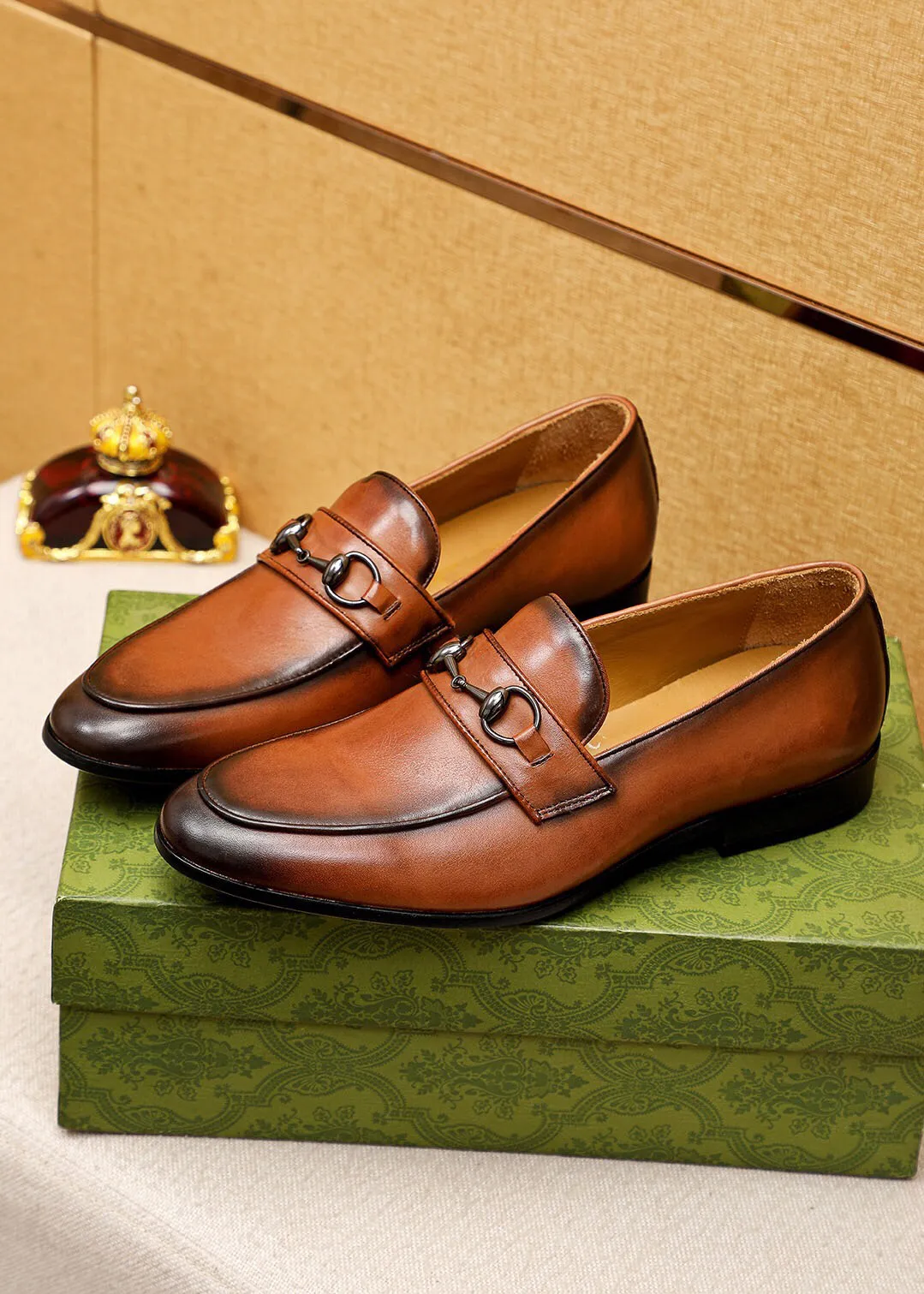 새로운 2023 남자 드레스 신발 클래식 공식적인 캐주얼 가죽 플랫 웨딩 파티 슬립 신발 브랜드 비즈니스 옥스포드 크기 38-46