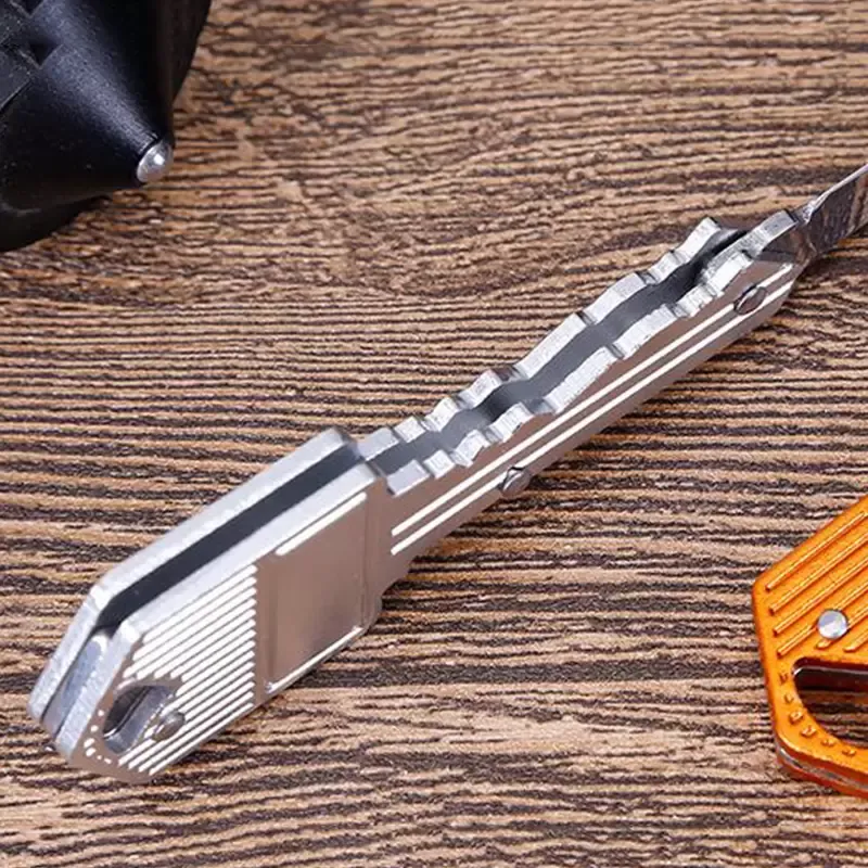 Mini Stainless Folding Knife Keychains Pocket Knives Outdoor Camping Hunting Tactical Combat Knifes Survival Tool 