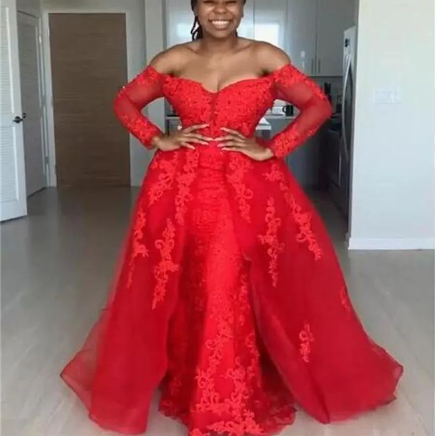 Czerwona Overskirt Sukienki wieczorne z koronkowych aplikacji Afrykańskie sukienki na bal maturalne z pociągiem Plus Size Sukienki szatowe 298f
